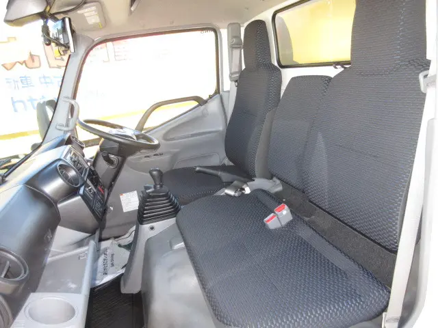 日野 デュトロ 2RG-XZC605M(2WD)の写真25