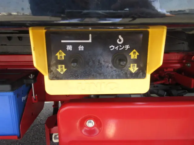 いすゞ フォワード 2RG-FSR90S2(2WD)の写真44