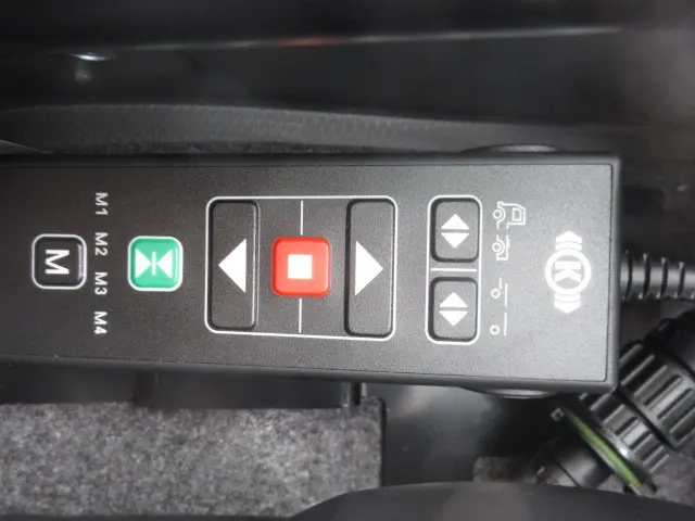 いすゞ フォワード 2RG-FSR90T4(2WD)の写真21