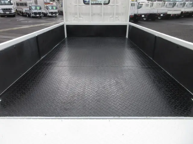 日野 デュトロ TKG-XZU675M(4WD)の写真9