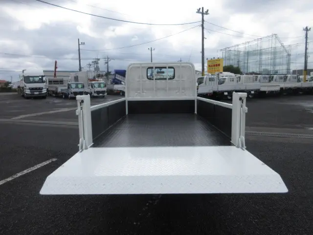 日野 デュトロ TKG-XZU675M(4WD)の写真11