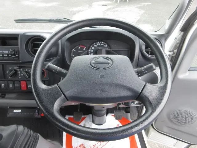 日野 デュトロ TKG-XZU675M(4WD)の写真18