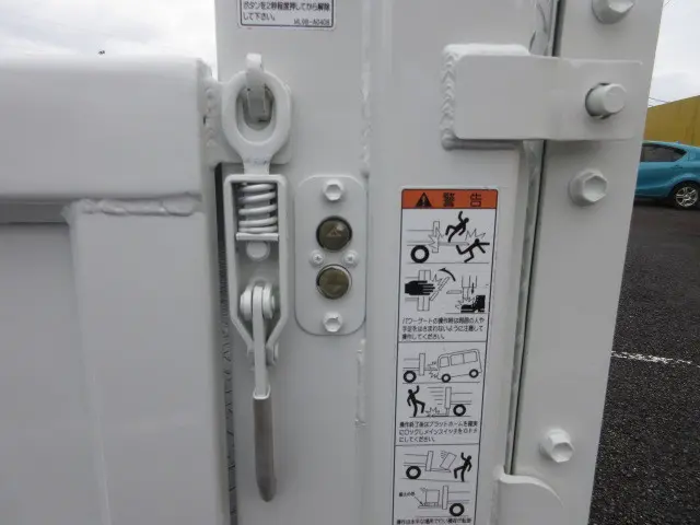 日野 デュトロ TKG-XZU675M(4WD)の写真43