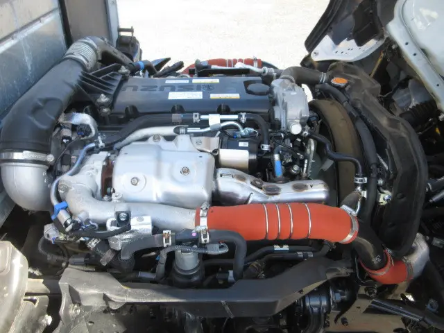 いすゞ エルフ 2RG-NHR88A(2WD)の写真28