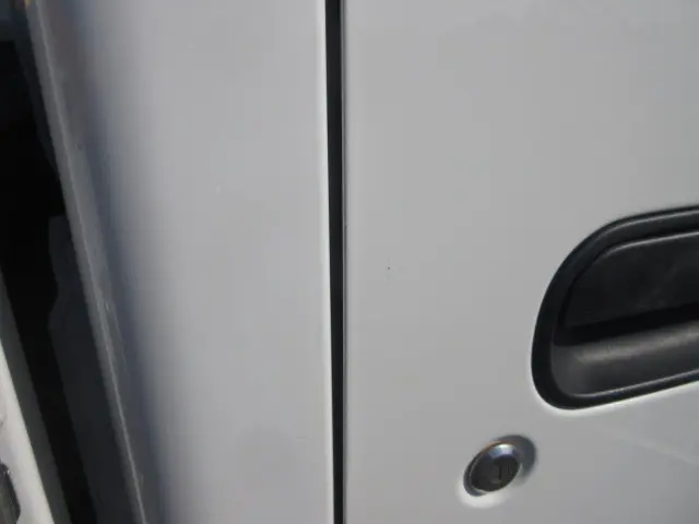 いすゞ エルフ 2RG-NHR88A(2WD)の写真47