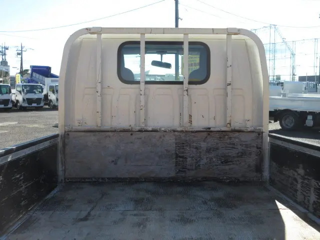 いすゞ エルフ TRG-NJR85A(2WD)の写真12