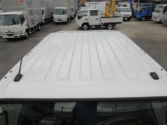 いすゞ エルフ 2WG-NJS88AF(4WD)の写真13