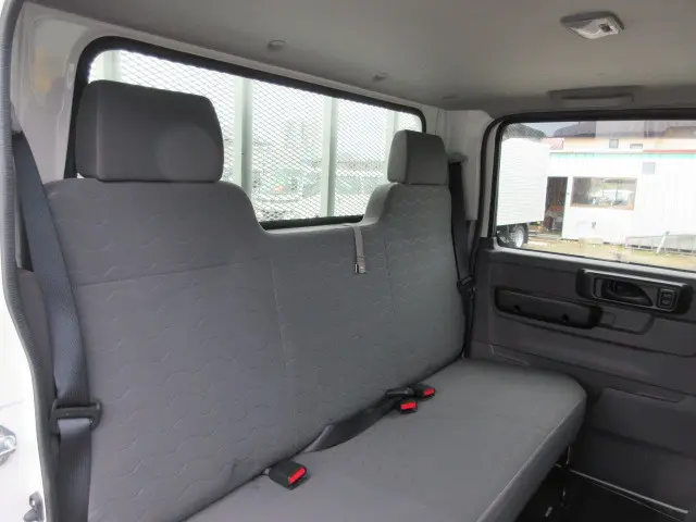 いすゞ エルフ 2WG-NJS88AF(4WD)の写真29