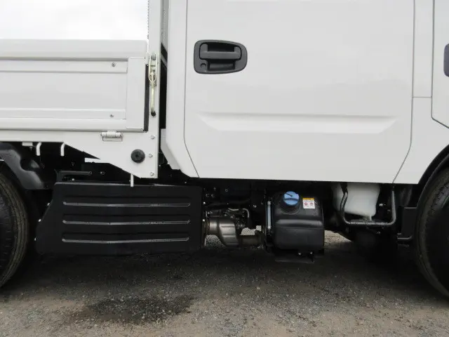 いすゞ エルフ 2WG-NJS88AF(4WD)の写真44