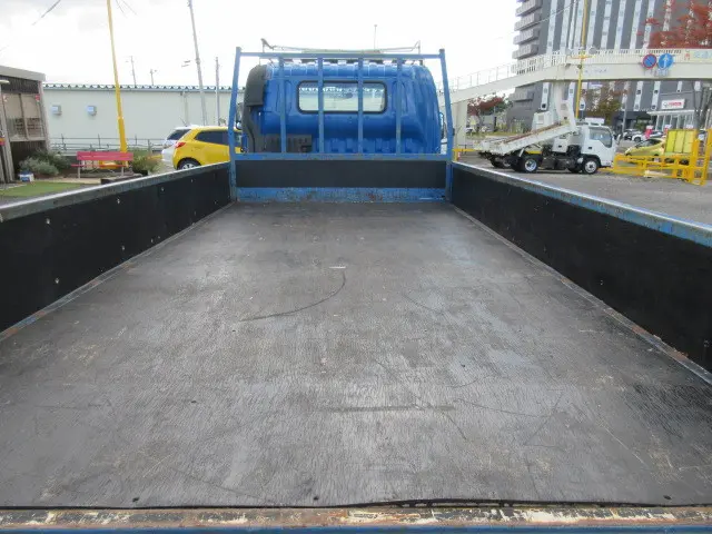 トヨタ ダイナ KK-XZU410(2WD)の写真9