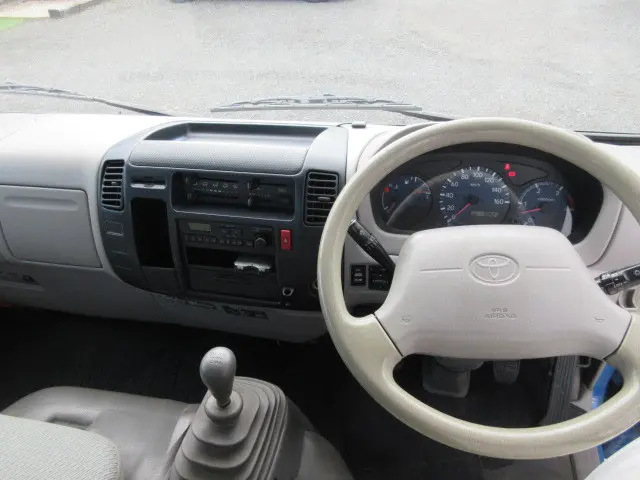 トヨタ ダイナ KK-XZU410(2WD)の写真16