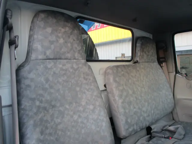 トヨタ ダイナ BDG-XZU304A(2WD)の写真33