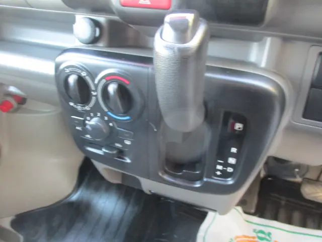 日産 クリッパーバン HBD-DR17V(2WD)の写真19