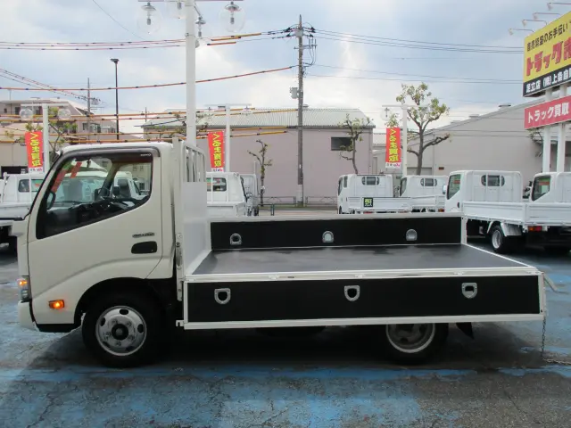 日野 デュトロ TKG-XZU605M(2WD)の写真10