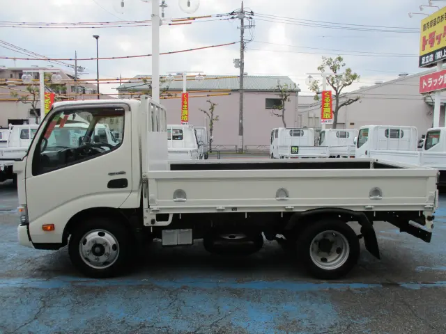 日野 デュトロ TKG-XZU605M(2WD)の写真11