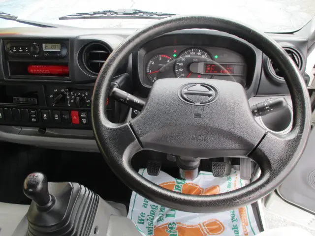 日野 デュトロ TKG-XZU605M(2WD)の写真25