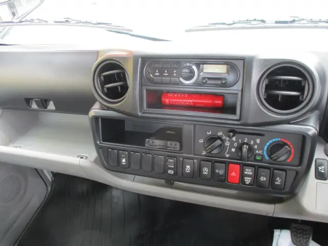 日野 デュトロ TKG-XZU605M(2WD)の写真26
