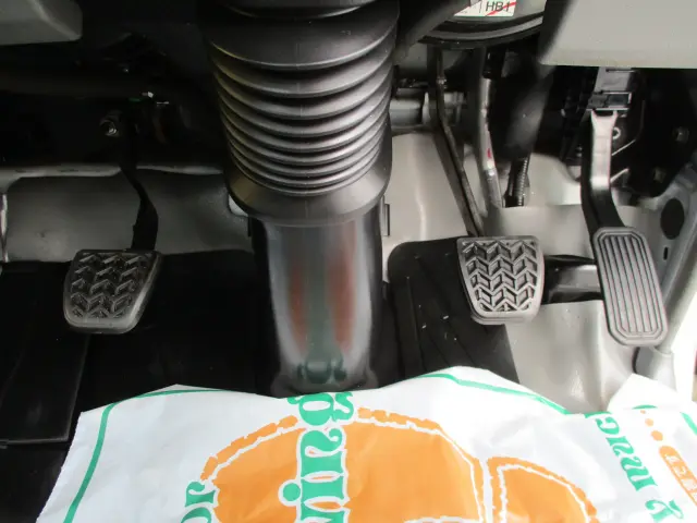 日野 デュトロ TKG-XZU605M(2WD)の写真28