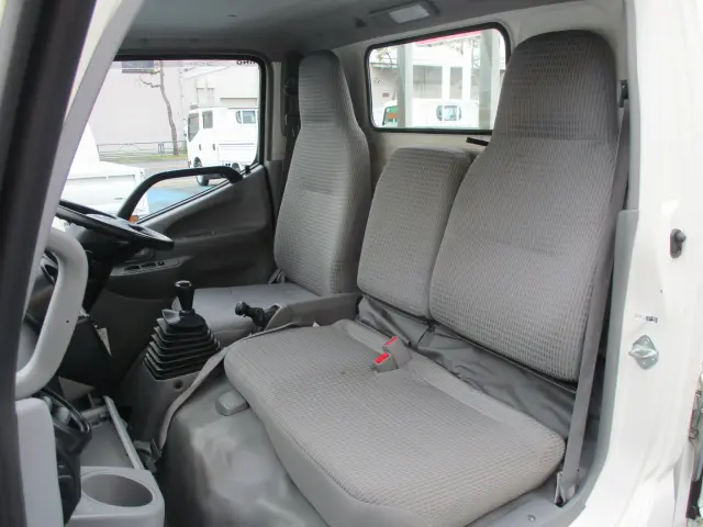 日野 デュトロ TKG-XZU605M(2WD)の写真31