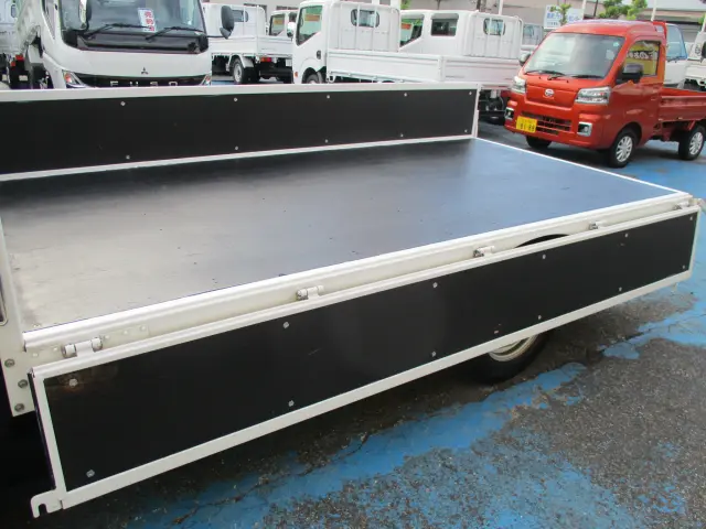 日産 アトラス CBF-SQ2F24(2WD)の写真15