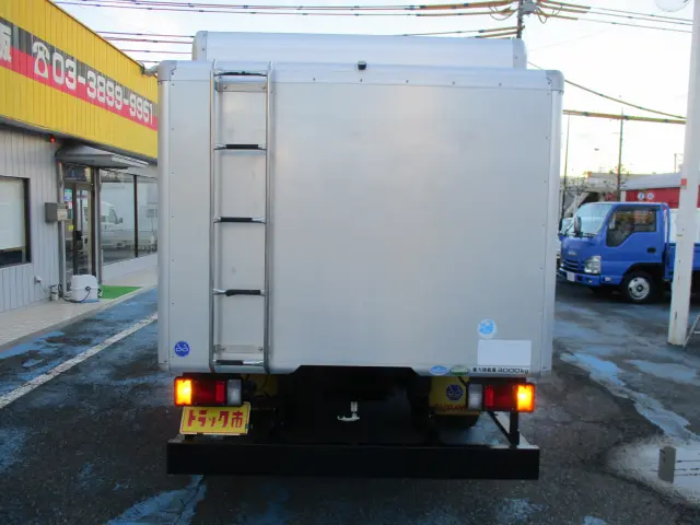 いすゞ エルフ TKG-NMR85N(2WD)の写真3