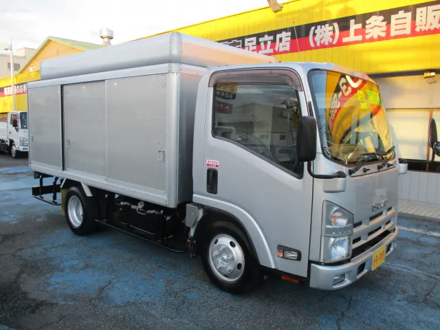 いすゞ エルフ TKG-NMR85N(2WD)の写真5
