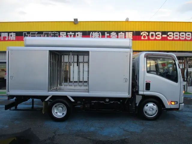 いすゞ エルフ TKG-NMR85N(2WD)の写真9