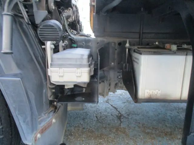いすゞ エルフ TKG-NMR85N(2WD)の写真23