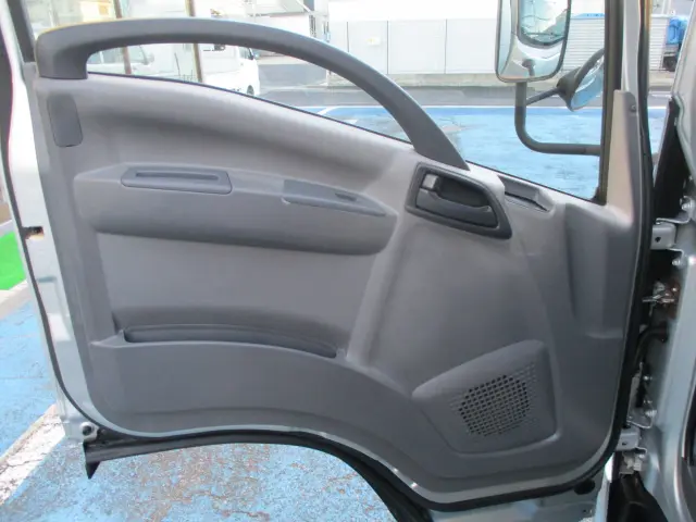 いすゞ エルフ TKG-NMR85N(2WD)の写真43