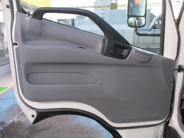 日野 デュトロ TKG-XZU700X(2WD)の写真30