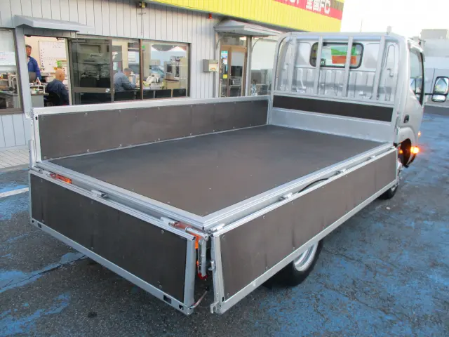 トヨタ トヨエース TKG-XZC605(2WD)の写真2