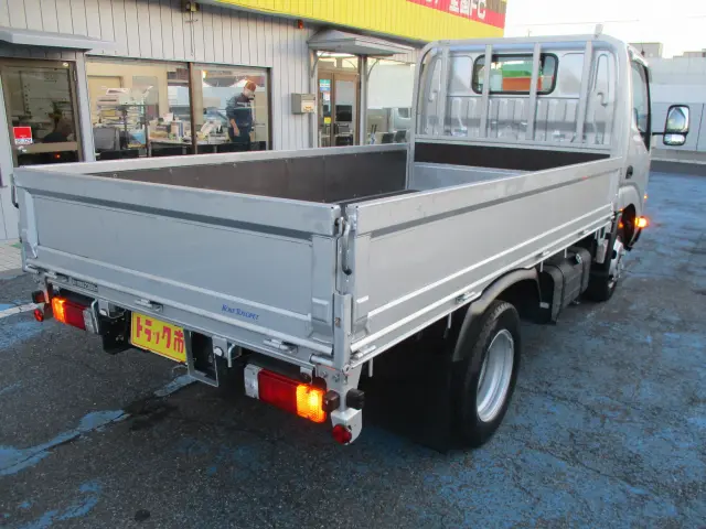 トヨタ トヨエース TKG-XZC605(2WD)の写真3