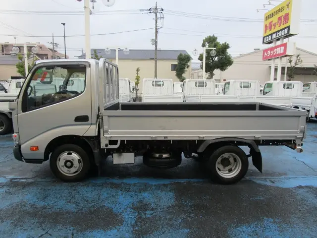トヨタ トヨエース TKG-XZC605(2WD)の写真11