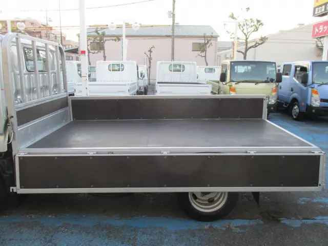 トヨタ トヨエース TKG-XZC605(2WD)の写真14