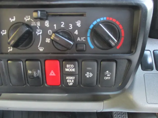 トヨタ トヨエース TKG-XZC605(2WD)の写真35