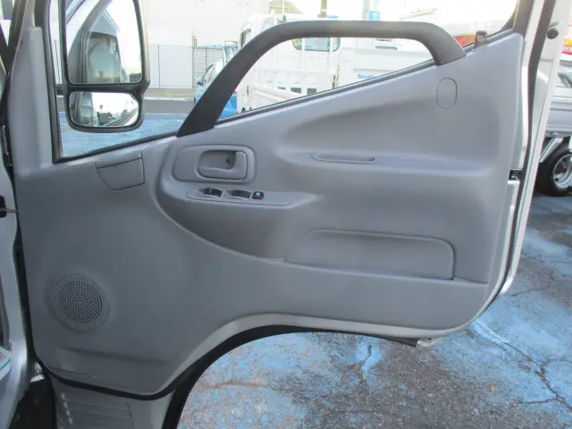 トヨタ トヨエース TKG-XZC605(2WD)の写真39