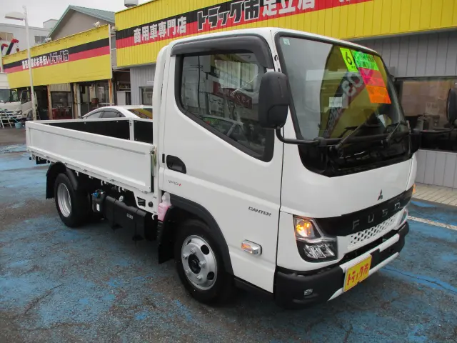 三菱 キャンター 2RG-FBA20(2WD)の写真18