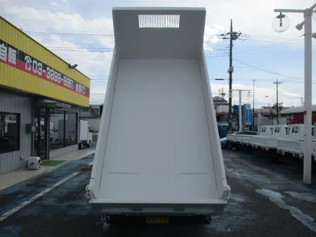 いすゞ エルフ TPG-NKR85AN(2WD)の写真4