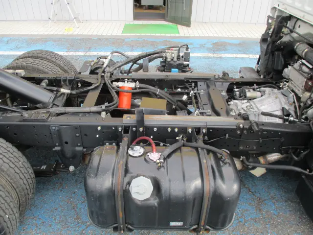 いすゞ エルフ TPG-NKR85AN(2WD)の写真17