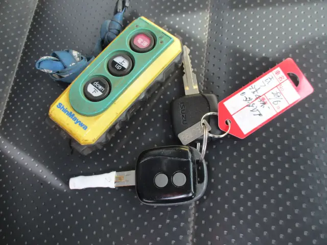 いすゞ エルフ TPG-NKR85AN(2WD)の写真38