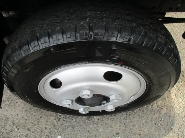 いすゞ エルフ TPG-NKR85AN(2WD)の写真43