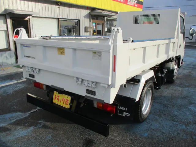 いすゞ エルフ TPG-NKR85AN(2WD)の写真2