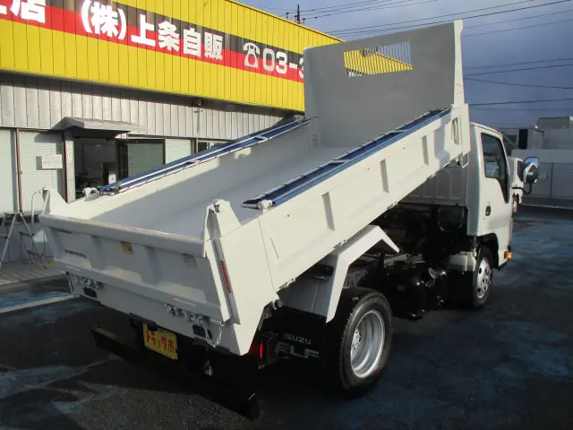 いすゞ エルフ TPG-NKR85AN(2WD)の写真3