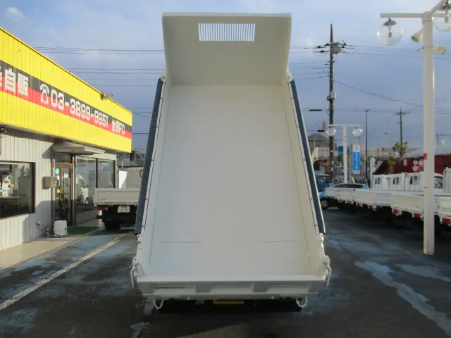 いすゞ エルフ TPG-NKR85AN(2WD)の写真11