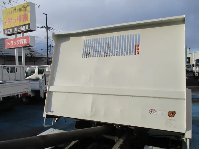 いすゞ エルフ TPG-NKR85AN(2WD)の写真14