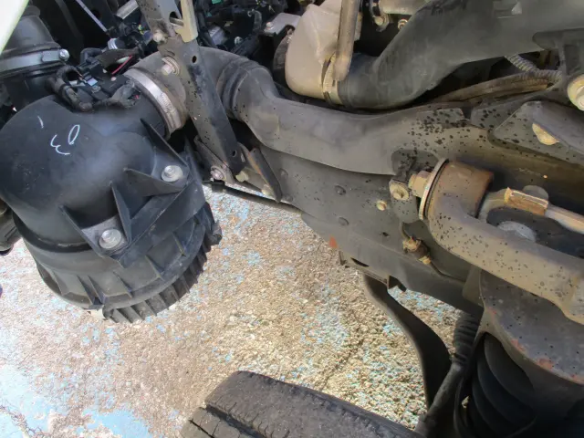 いすゞ エルフ TPG-NKR85AN(2WD)の写真23