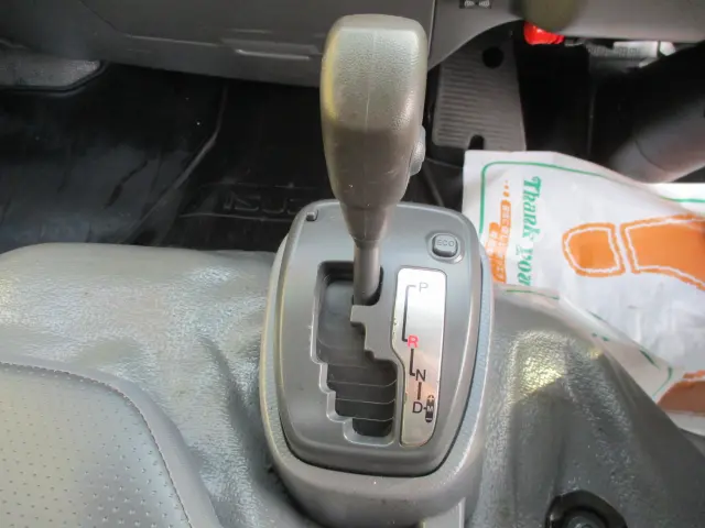 いすゞ エルフ TPG-NKR85AN(2WD)の写真27