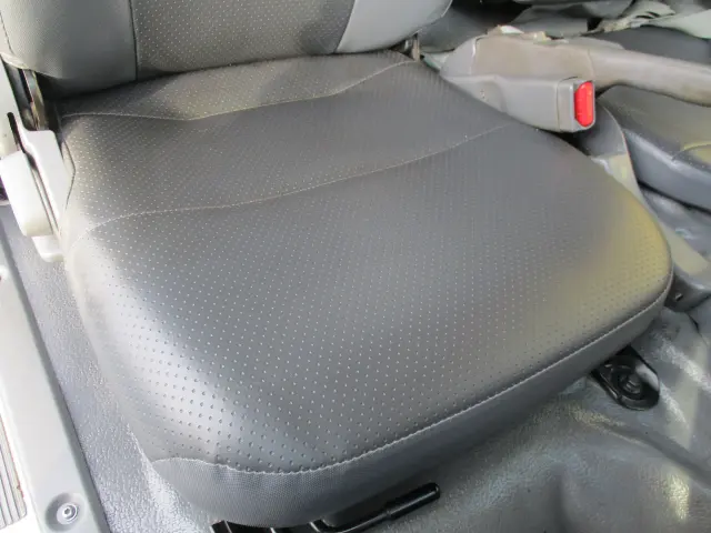 いすゞ エルフ TPG-NKR85AN(2WD)の写真30