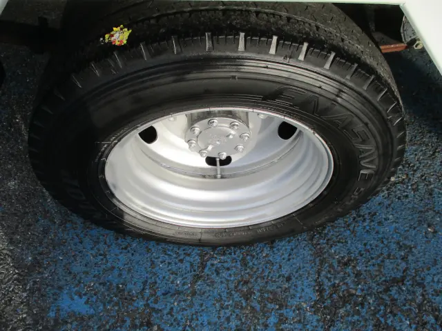 いすゞ エルフ TPG-NKR85AN(2WD)の写真45