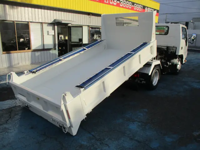 いすゞ エルフ TPG-NKR85AN(2WD)の写真48